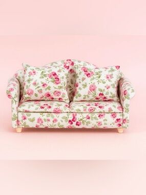 Dollhouse Floral Pattern Mini Sofa Couch w Pillows 1:12 Dollhouse Furniture. NEW